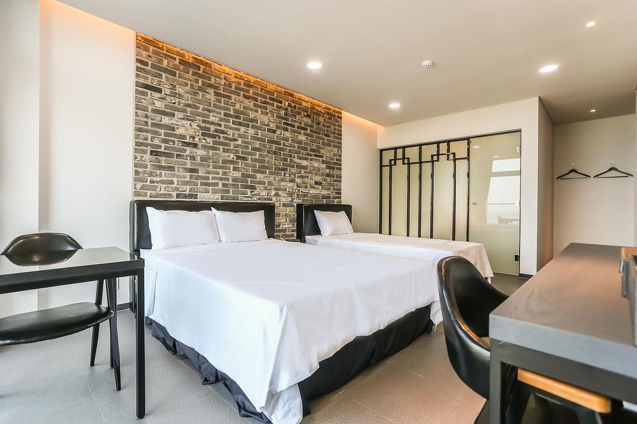 Gangneung Gyeongpodae Hotel Cube Exterior photo